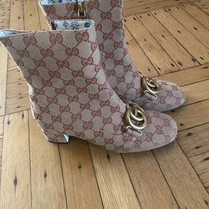 Gucci boots